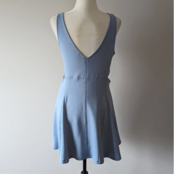 OGL side cut out v-neck sleeveless skater dress - Picture 3 of 6